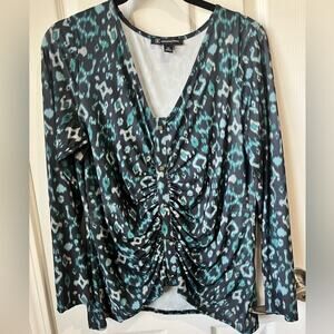 INC Womens Top 3/4 Sleeve green black V Neck fitted on sides Sz Petite M